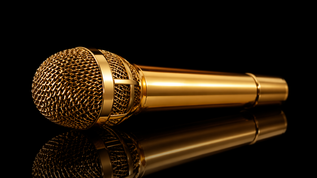 Grammy Award statuette Bad Bunny álbum del año 2026
